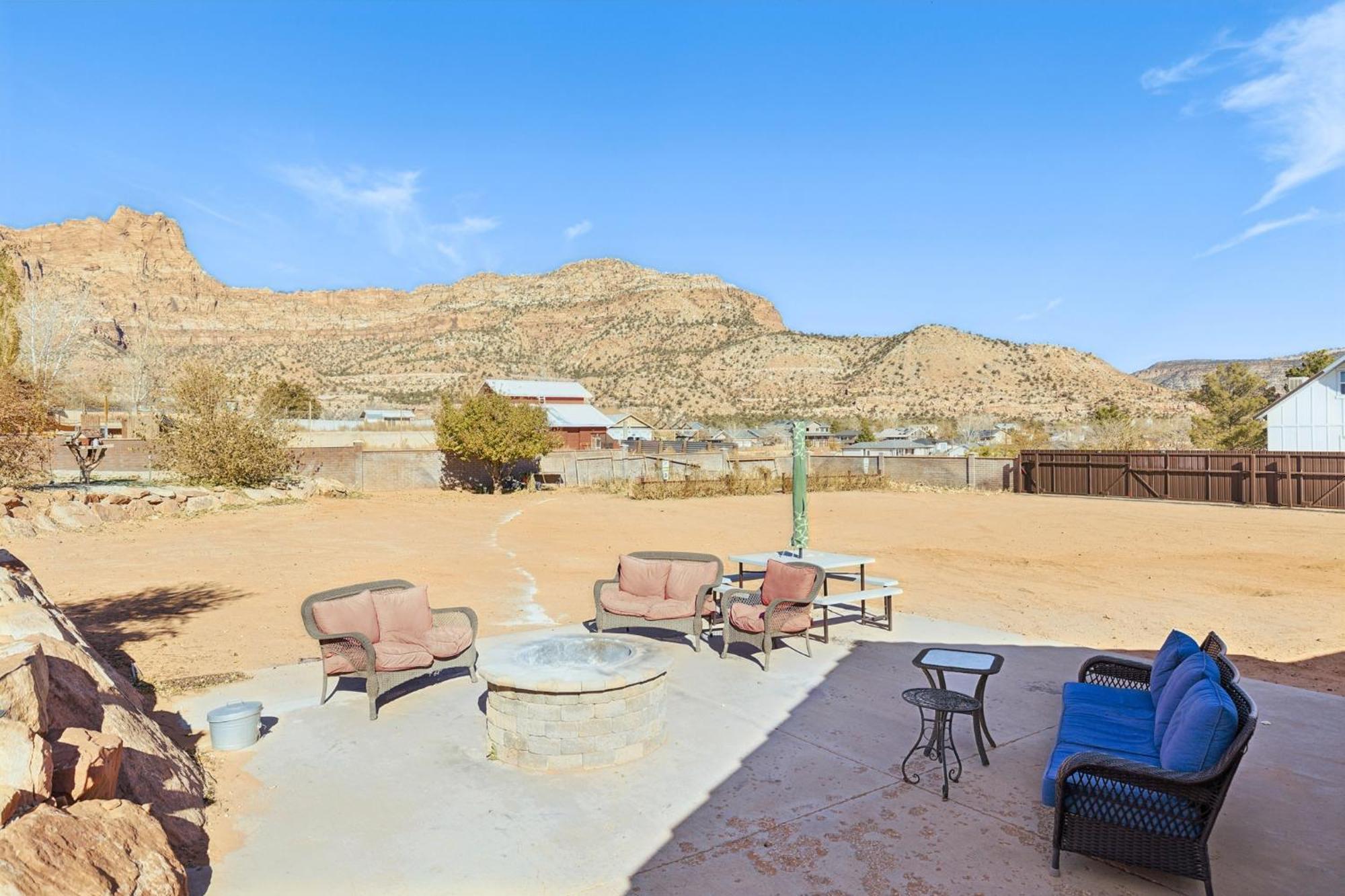 Zion Cliff Lodge Hildale Bagian luar foto